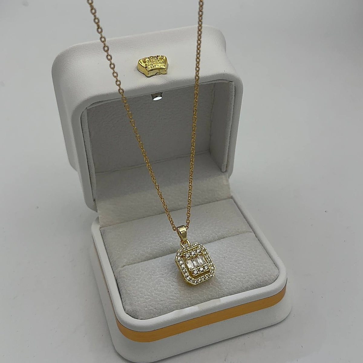 Collier  et bague ÉMERAUDE